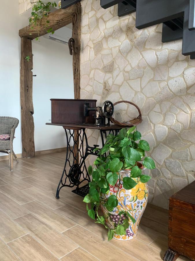 La Pomelia B&B Sofia Трапитело Екстериор снимка