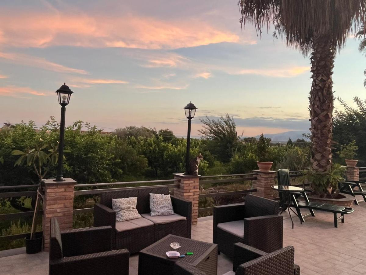 La Pomelia B&B Sofia Трапитело Екстериор снимка